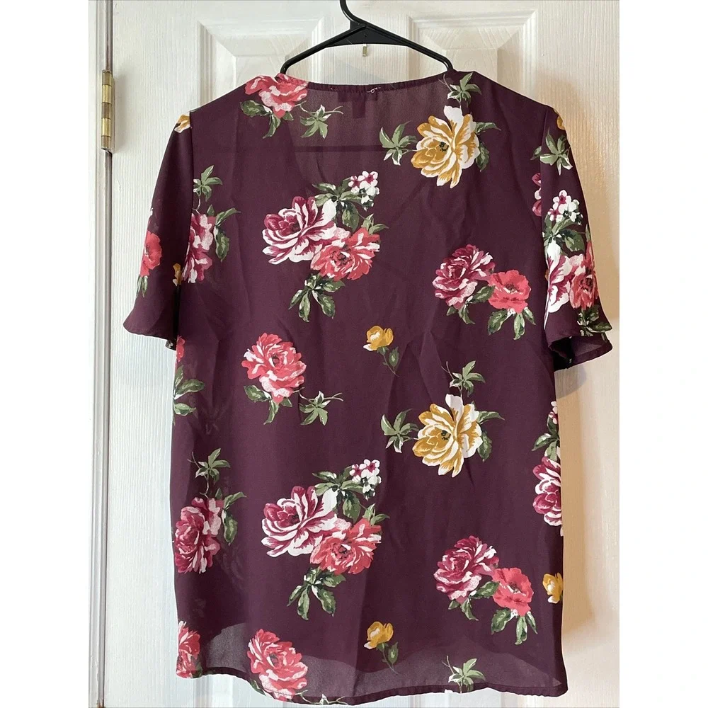 Faux Wrap Top Medium C Floral Purple Blouse Sheer Short Sleeve V-Neck‎ Feminine